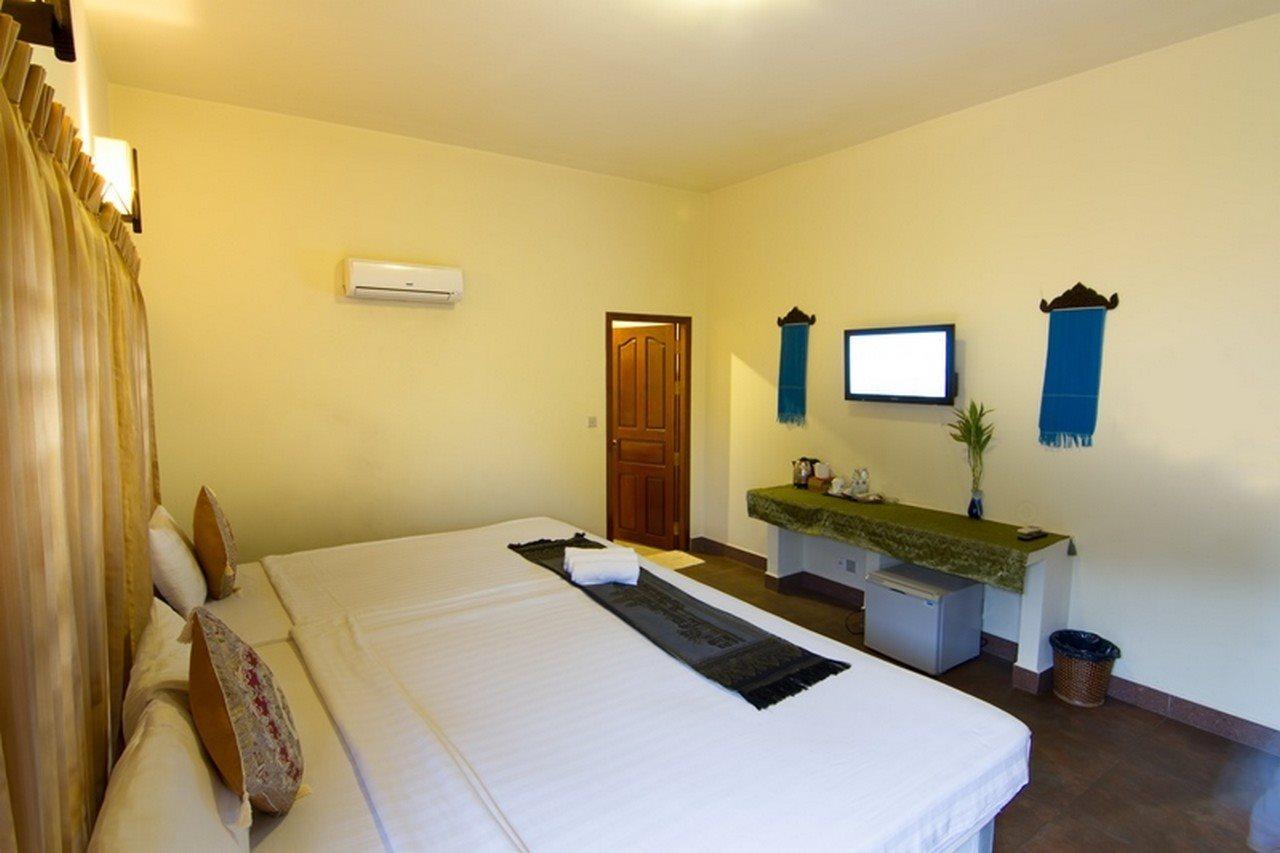 G Eleven Hotel พนมเปญ ภายนอก รูปภาพ
