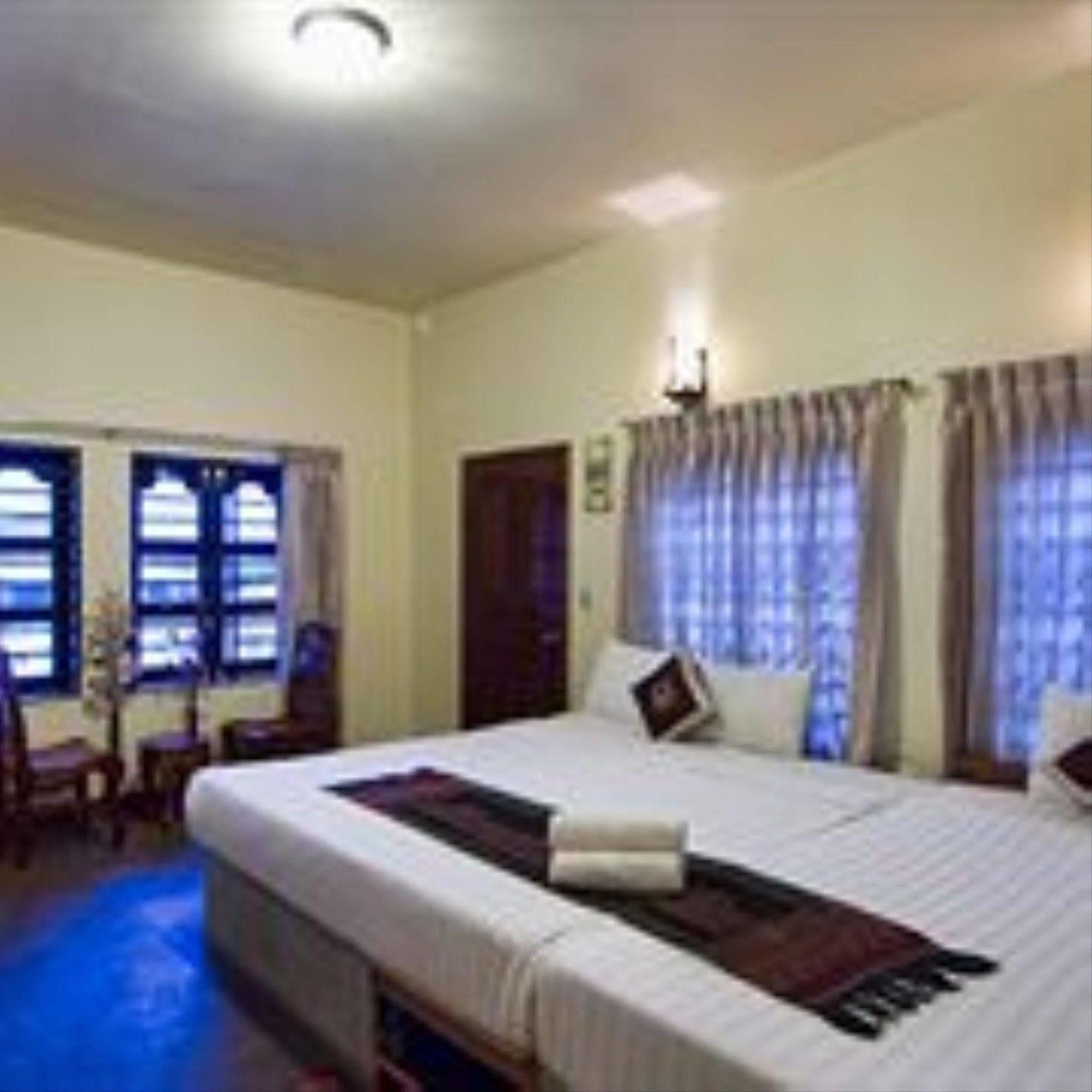 G Eleven Hotel พนมเปญ ภายนอก รูปภาพ
