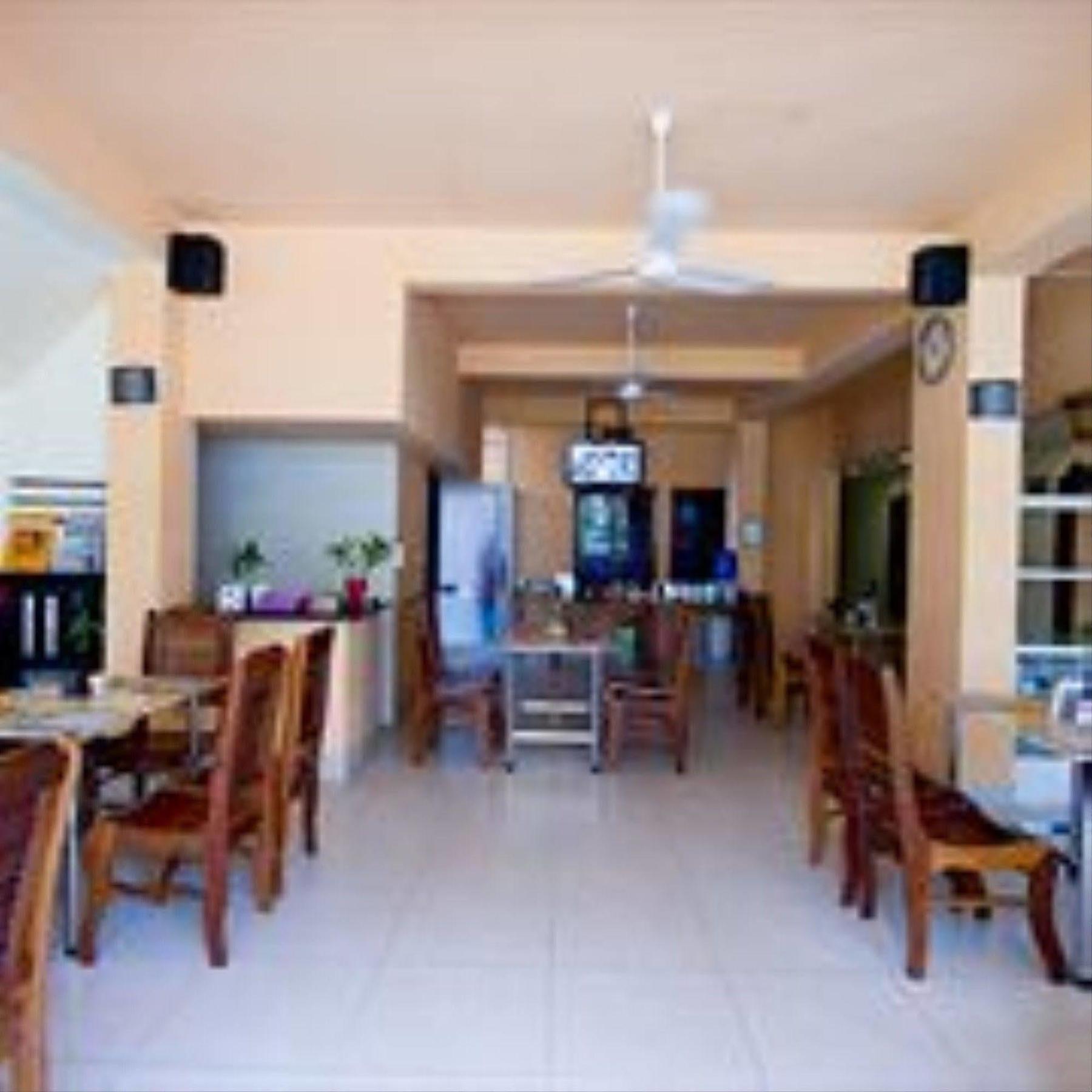 G Eleven Hotel พนมเปญ ภายนอก รูปภาพ